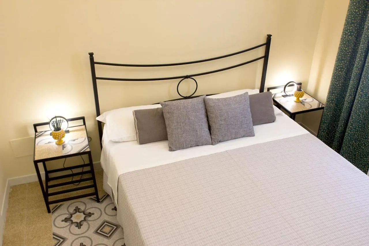Antista Rooms Palermo Guest house